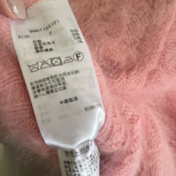 Super soft and cozy Snidel cropped sweater - Picture 7 of 8